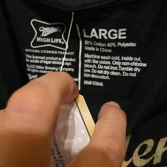 Source Unknown Black Crop Top with Gold Print - Picture 3 of 3